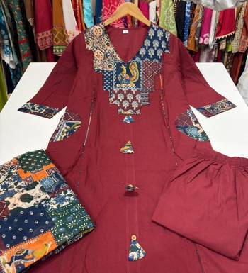 Maroon cotton geometric printed ethnic kurta set with dupatta 3