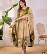 Green cotton geometric printed ethnic kurta set with dupatta