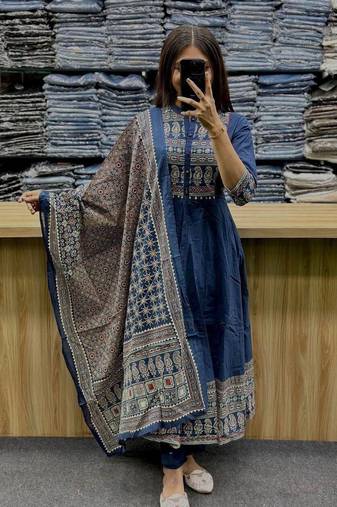 Blue cotton geometric printed ethnic kurta set with dupatta