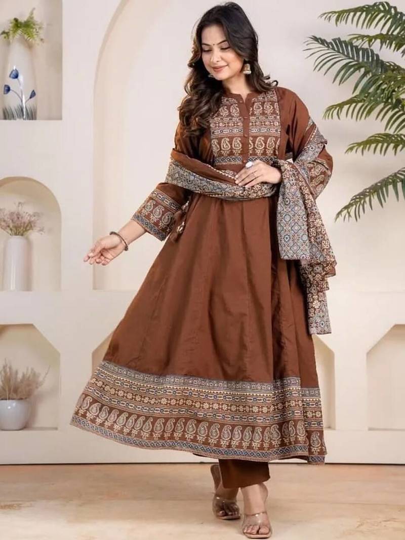Brown cotton geometric printed ethnic kurta set with dupatta