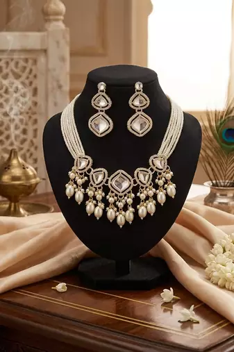 Classic kundan pearl drops set