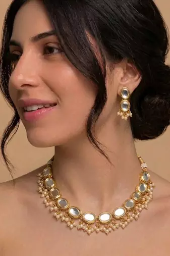 Gold Kundan Pearl Necklace Set