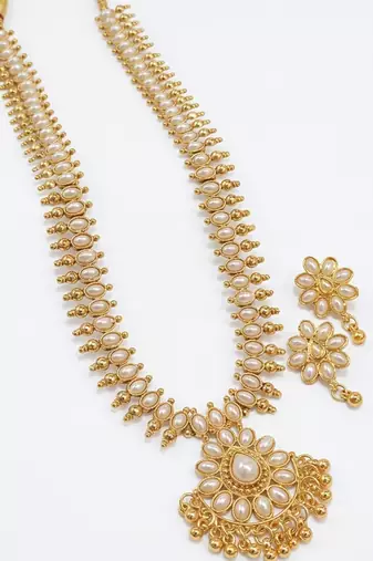 Ivory Pearl Floral Necklace Set