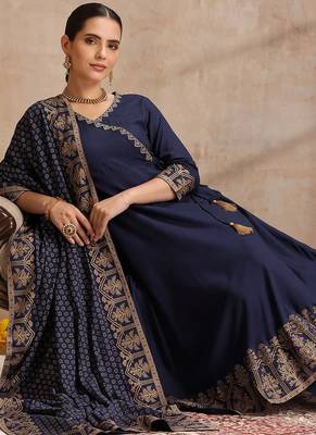 Navy blue embroidered angrakha flared anarkali kurta pant and dupatta set 3