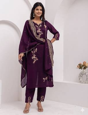 Wine floral embroidered round-neck georgette straight kurta with trousers & dupatta 3