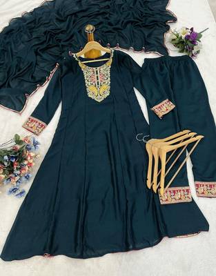 Women's heavy embroidered yoke neck flared kurti pant set with lace border dupatta 4