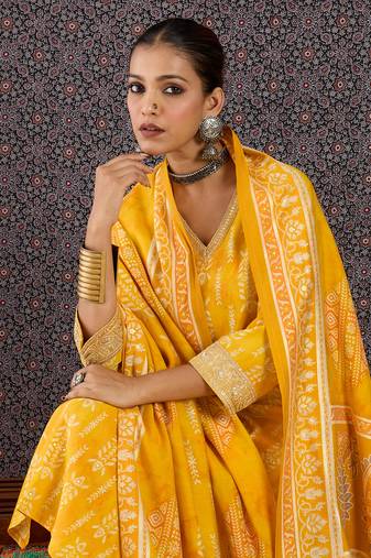 Yellow chanderi silk embroidered kurta trouser dupatta set