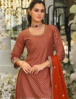 Rust silk blend embroidered kurta trouser dupatta set 3