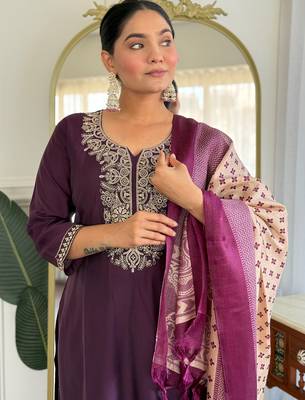 Burgundy silk blend embroidered kurta trouser dupatta set 1