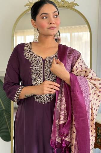 Burgundy silk blend embroidered kurta trouser dupatta set