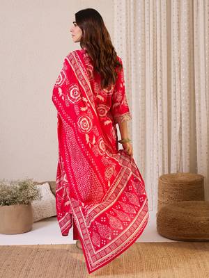 Pink chanderi silk printed kurta trouser dupatta set 2