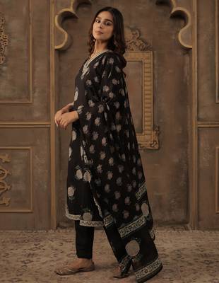Black pure cotton printed kurta trouser dupatta set 4