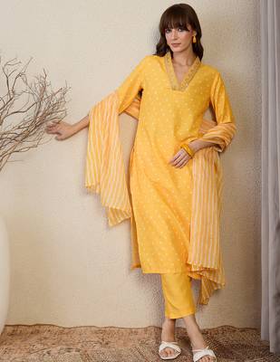 Yellow pure cotton printed kurta trouser dupatta set 4