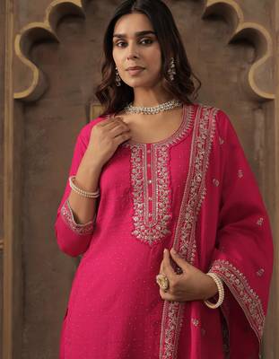Pink pure cotton embroidered kurta trouser dupatta set 1