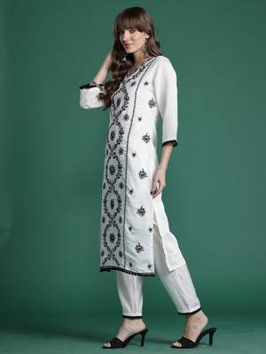 White silk blend embroidered kurta trouser dupatta set 1