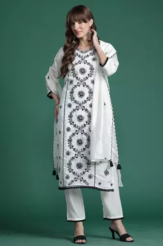 White silk blend embroidered kurta trouser dupatta set
