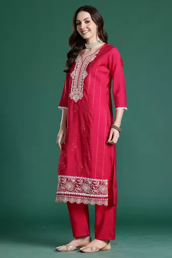 Pink silk blend embroidered kurta trouser dupatta set