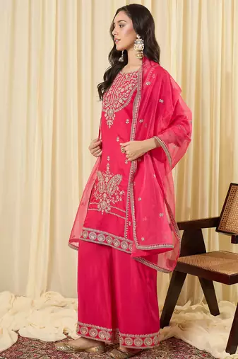 Pink silk blend embroidered kurta trouser dupatta set