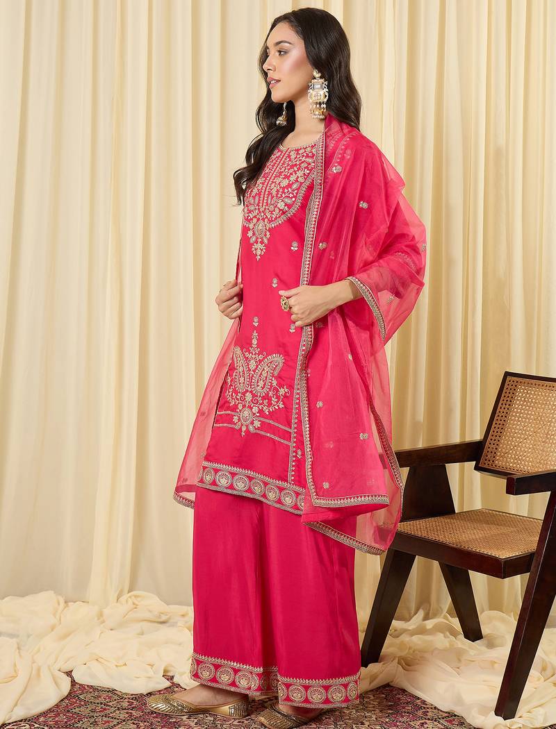 Pink silk blend embroidered kurta trouser dupatta set