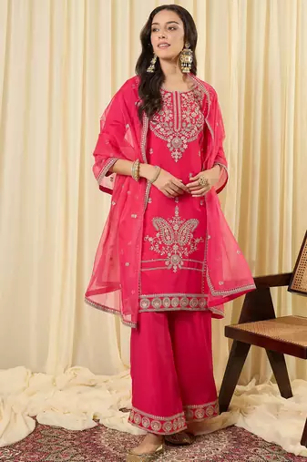 Pink silk blend embroidered kurta trouser dupatta set