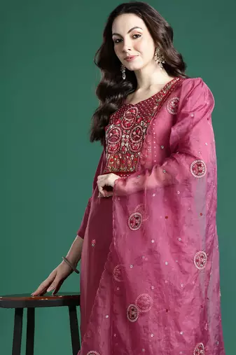 Pink silk blend embroidered kurta trouser dupatta set