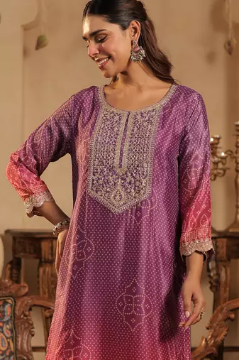 Pink silk blend embroidered kurta trouser dupatta set