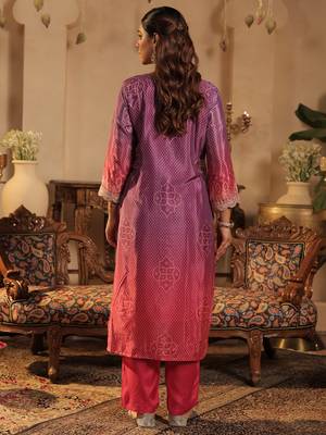 Pink silk blend embroidered kurta trouser dupatta set 2