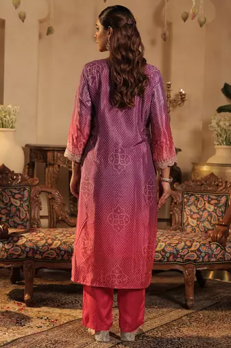 Pink silk blend embroidered kurta trouser dupatta set