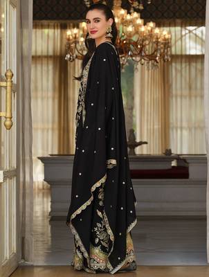 Black silk blend embroidered kurta trouser dupatta set 3