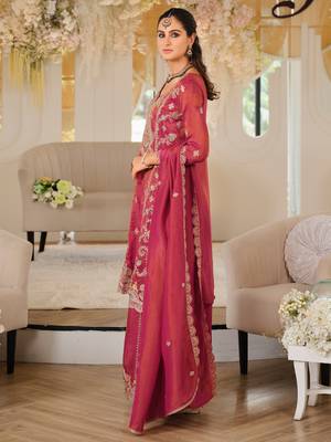 Pink silk blend embroidered kurta trouser dupatta set 4