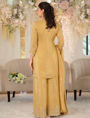 Yellow silk blend embroidered kurta trouser dupatta set 2