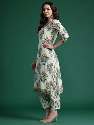 Off white pure cotton printed kurta trouser dupatta set 3
