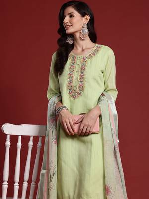 Green pure cotton embroidered kurta trouser dupatta set 1