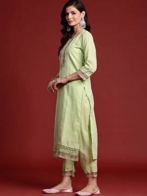 Green pure cotton embroidered kurta trouser dupatta set 3