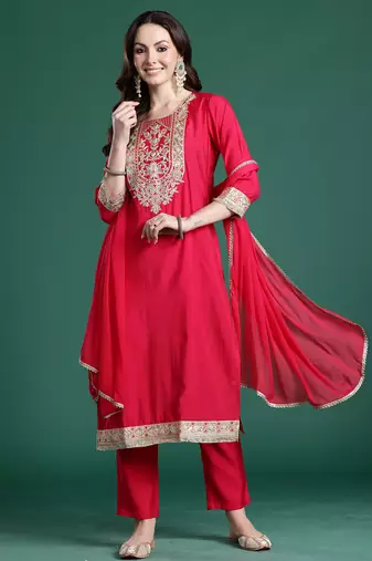 Pink silk blend printed kurta trouser dupatta set