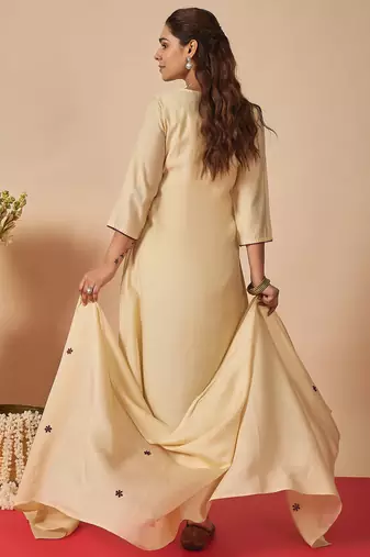 Cream silk blend embroidered kurta trouser dupatta set