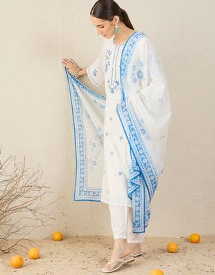 White pure cotton embroidered kurta trouser dupatta set 4