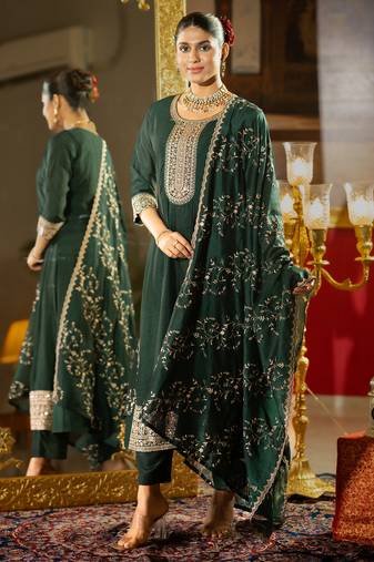 Green silk blend embroidered kurta trouser dupatta set