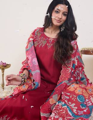 Pink viscose rayon embroidered kurta trouser dupatta set 1