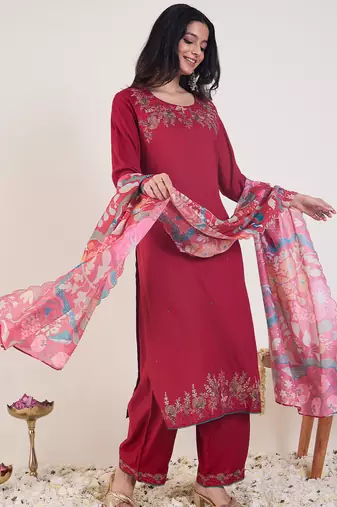Pink viscose rayon embroidered kurta trouser dupatta set