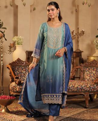 Sea green silk blend embroidered kurta trouser dupatta set 4