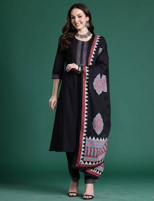 Black pure cotton printed kurta trouser dupatta set 4