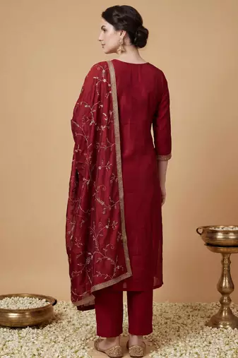 Maroon silk blend embroidered kurta trouser dupatta set
