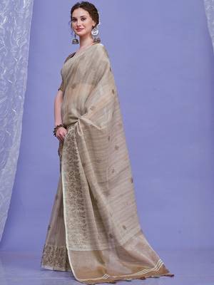 beige floral embroidered sequinned saree with unstitched blouse piece 4