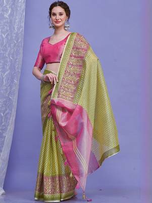 green women ethnic motifs linen blend designer saree 4