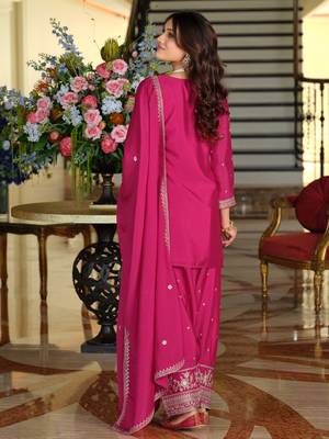 Pink silk blend embroidered kurta trouser dupatta set 2