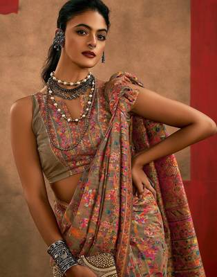 Beige floral silk cotton saree 3