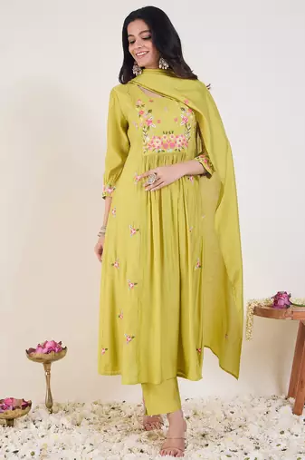 Green silk blend embroidered kurta trouser dupatta set