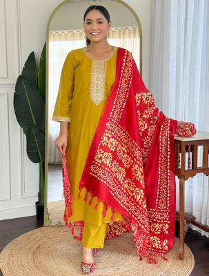Mustard silk blend embroidered kurta trouser dupatta set 1