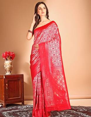 pink woven design art silk blend dharmavaram saree 5